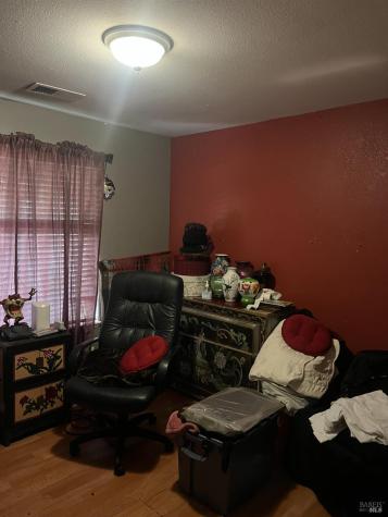 1889 Jennings Avenue Santa Rosa CA 95401