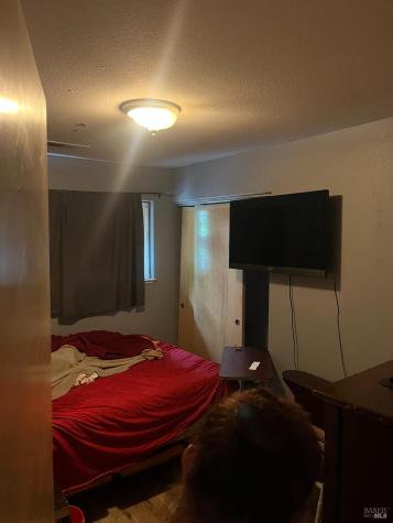 1889 Jennings Avenue Santa Rosa CA 95401