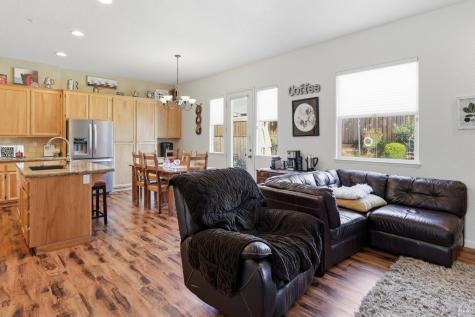 442 Muscat Drive Cloverdale CA 95425