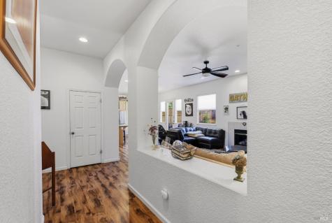 442 Muscat Drive Cloverdale CA 95425