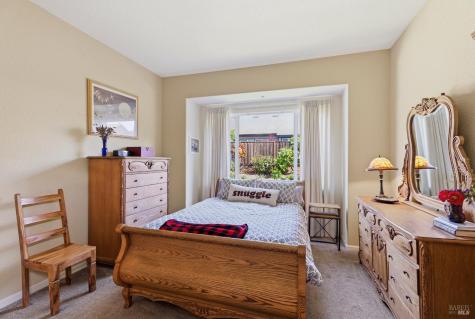 442 Muscat Drive Cloverdale CA 95425
