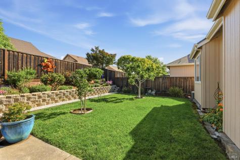 442 Muscat Drive Cloverdale CA 95425