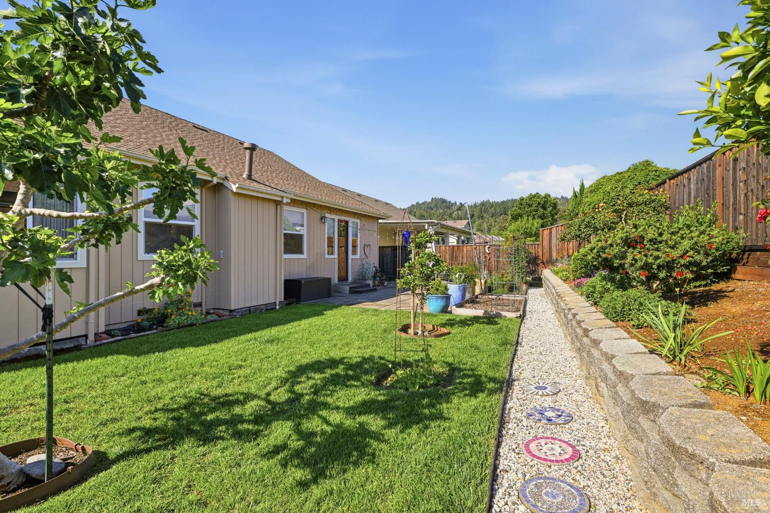 442 Muscat Drive Cloverdale CA 95425