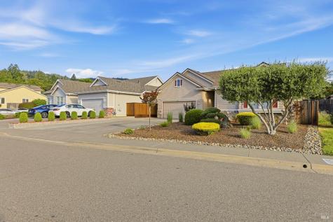 442 Muscat Drive Cloverdale CA 95425