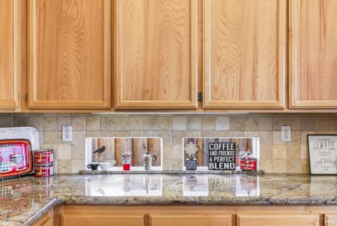 442 Muscat Drive Cloverdale CA 95425