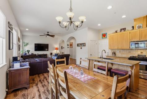 442 Muscat Drive Cloverdale CA 95425