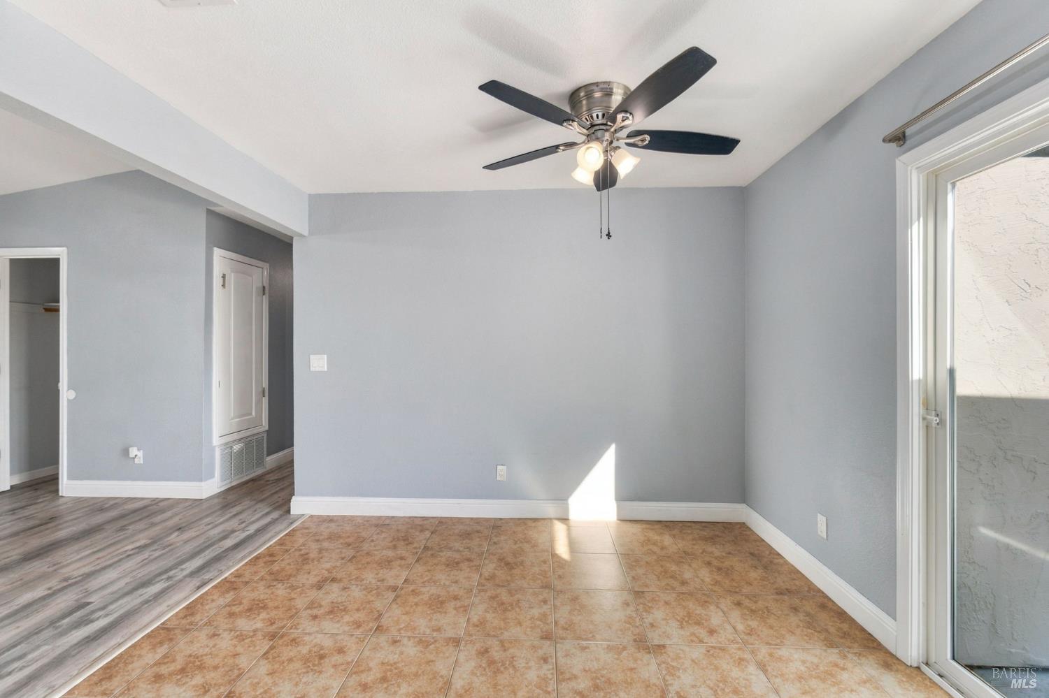 387 Colonial Circle Vacaville CA 95687