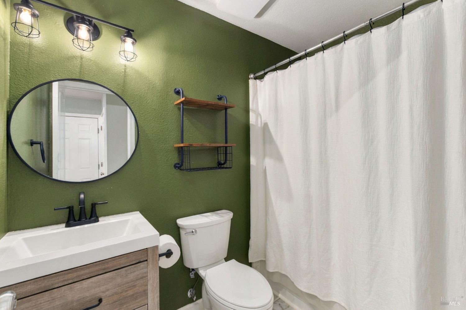 387 Colonial Circle Vacaville CA 95687