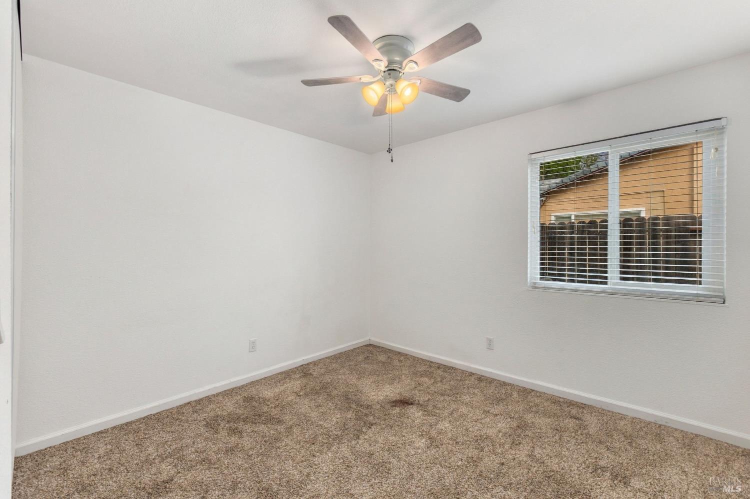 387 Colonial Circle Vacaville CA 95687