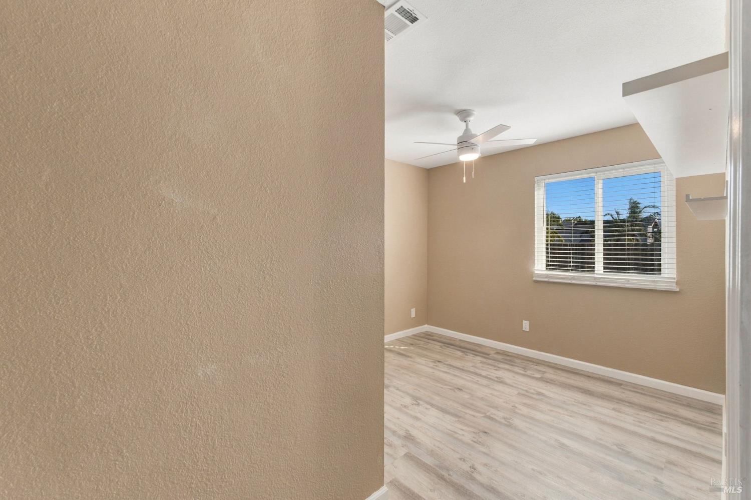 387 Colonial Circle Vacaville CA 95687
