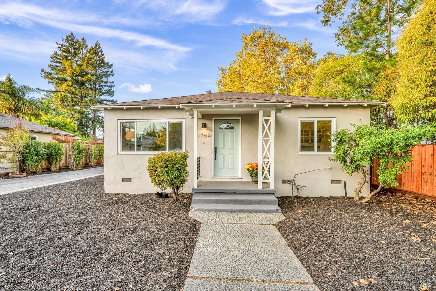 1740 E Street Napa CA 94559