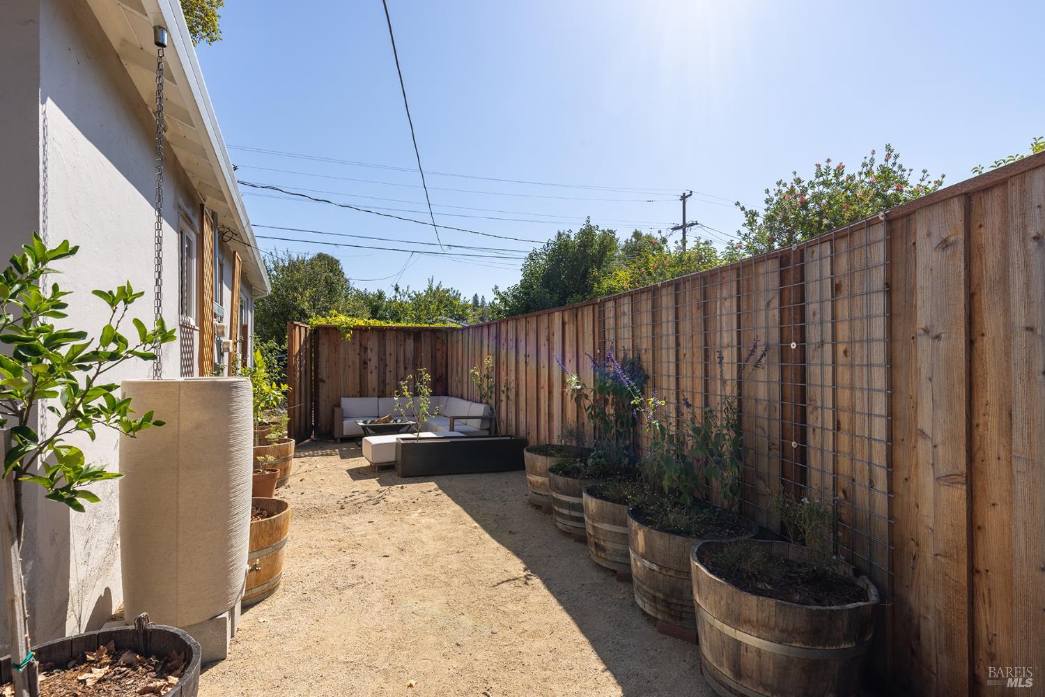 1740 E Street Napa CA 94559