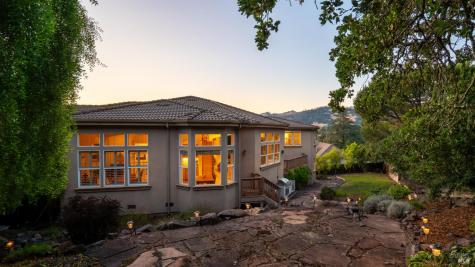 5569 Pepperwood Road Santa Rosa CA 95409