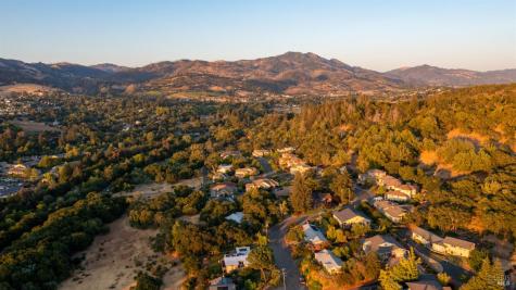 5569 Pepperwood Road Santa Rosa CA 95409