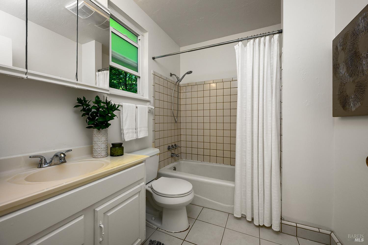 10215 Occidental Road Sebastopol CA 95472