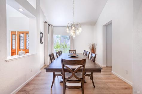 6259 Meadowstone Drive Santa Rosa CA 95409