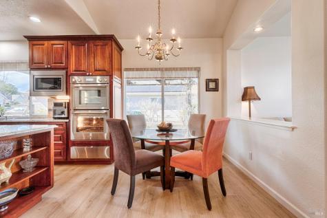 6259 Meadowstone Drive Santa Rosa CA 95409