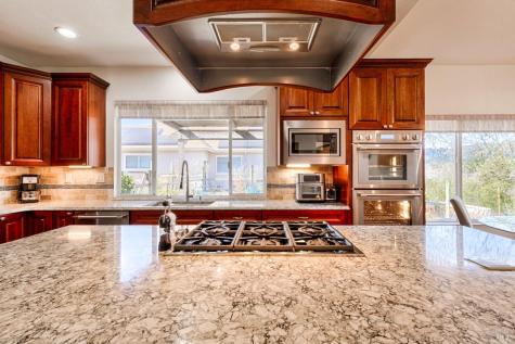 6259 Meadowstone Drive Santa Rosa CA 95409
