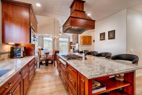 6259 Meadowstone Drive Santa Rosa CA 95409