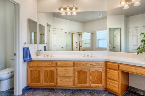 6259 Meadowstone Drive Santa Rosa CA 95409