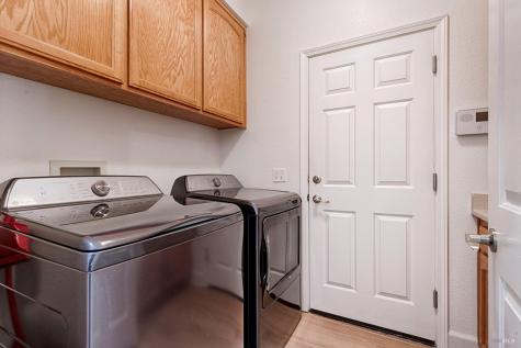 6259 Meadowstone Drive Santa Rosa CA 95409