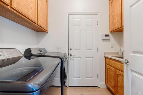 6259 Meadowstone Drive Santa Rosa CA 95409