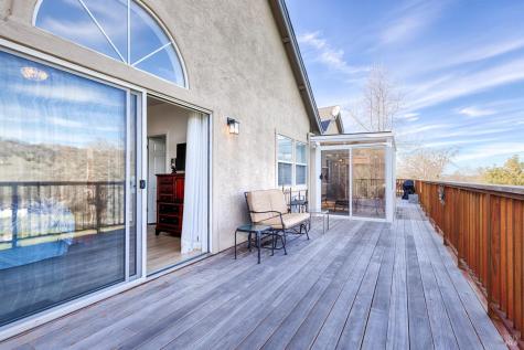 6259 Meadowstone Drive Santa Rosa CA 95409