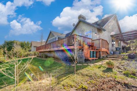 6259 Meadowstone Drive Santa Rosa CA 95409