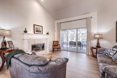 6259 Meadowstone Drive Santa Rosa CA 95409
