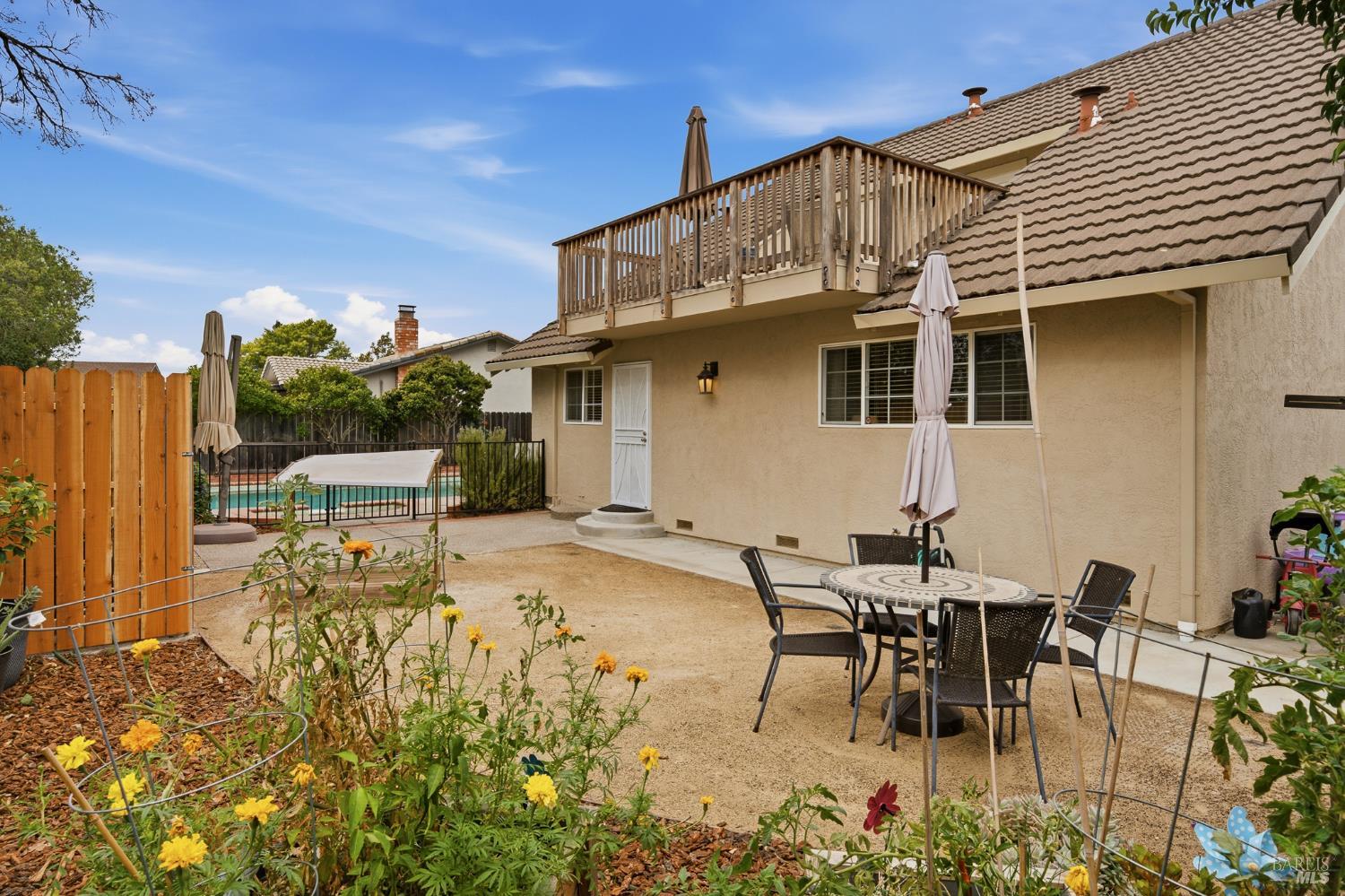 2853 Vista Grande Fairfield CA 94534
