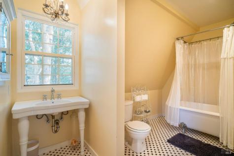 1846 Indian Valley Road Novato CA 94947