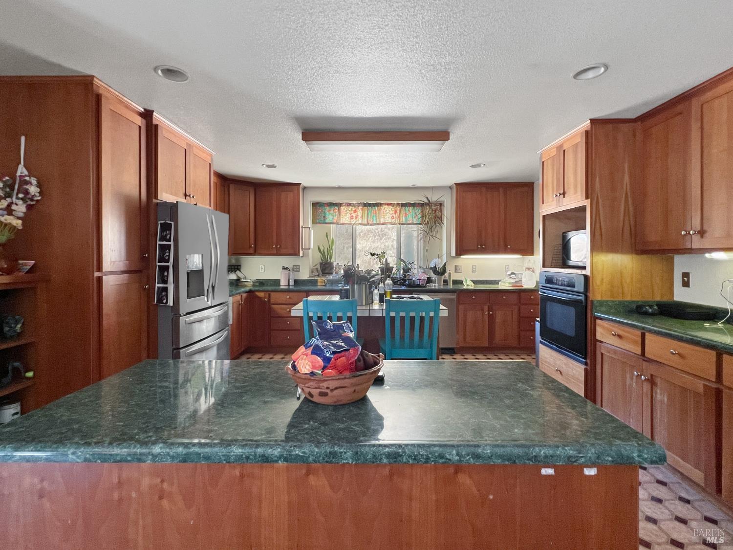 8800 Cave Creek Road Redwood Valley CA 95470