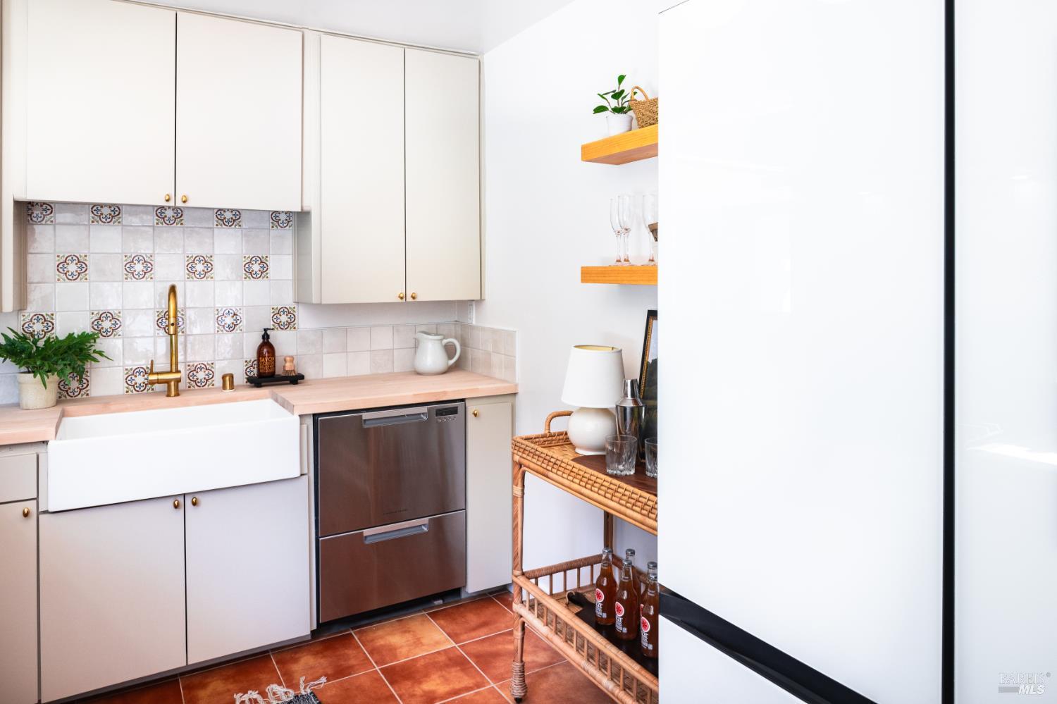 18 Lauren Avenue Novato CA 94947