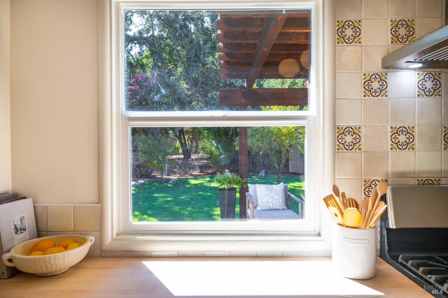 18 Lauren Avenue Novato CA 94947