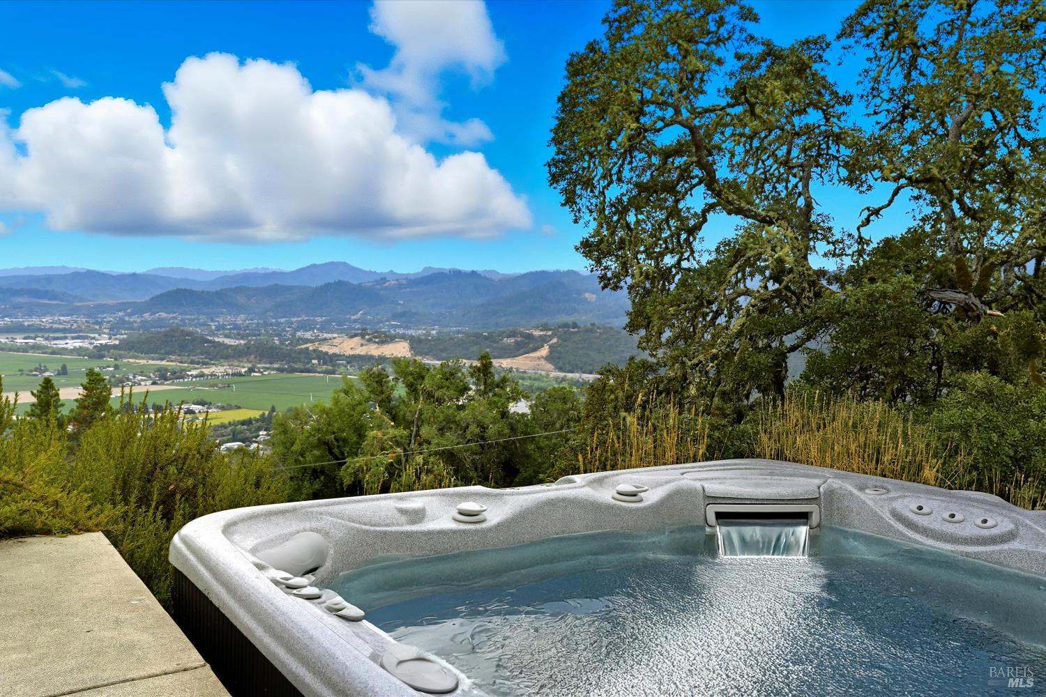 31000 Pine Mountain Road Cloverdale CA 95425