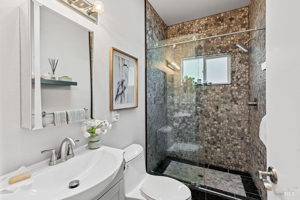 31000 Pine Mountain Road Cloverdale CA 95425