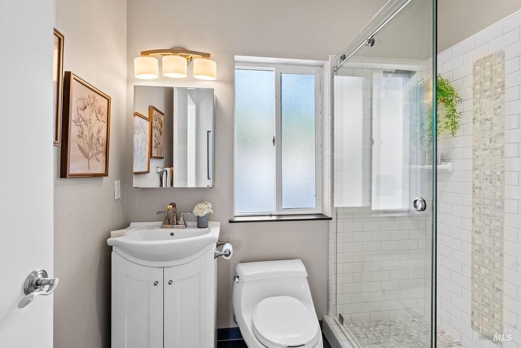 31000 Pine Mountain Road Cloverdale CA 95425
