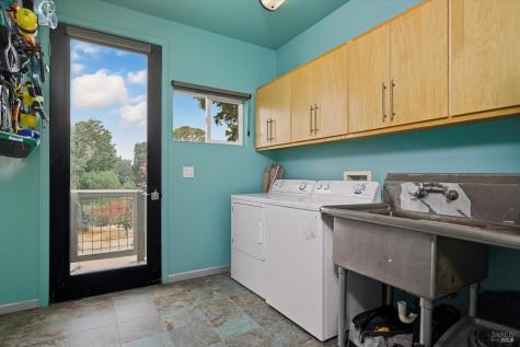 31000 Pine Mountain Road Cloverdale CA 95425