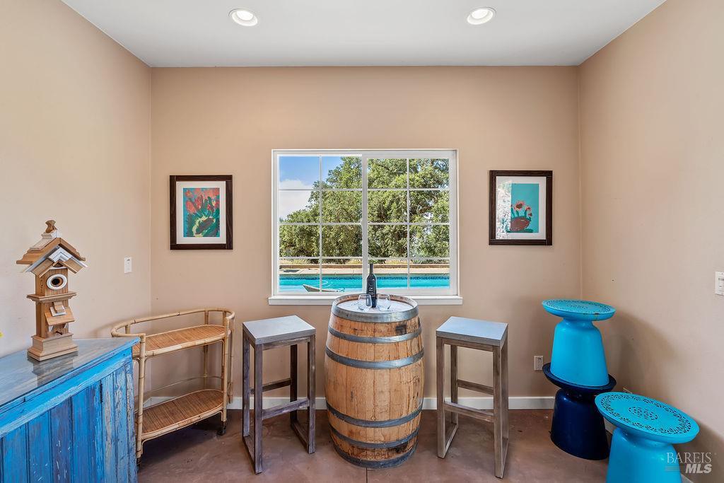 31000 Pine Mountain Road Cloverdale CA 95425
