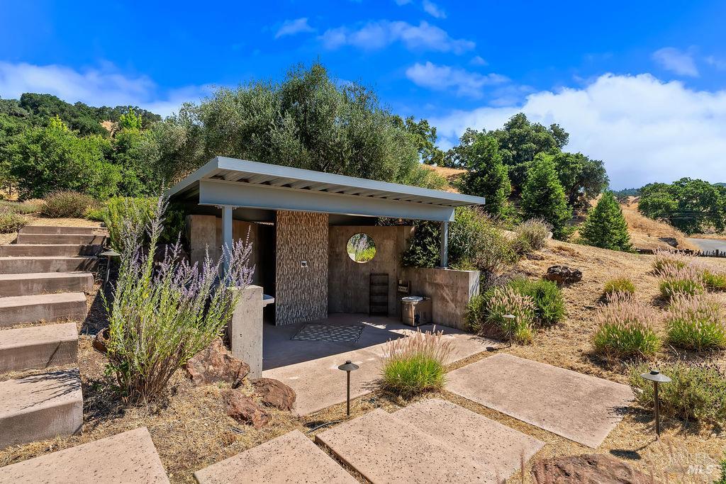 31000 Pine Mountain Road Cloverdale CA 95425