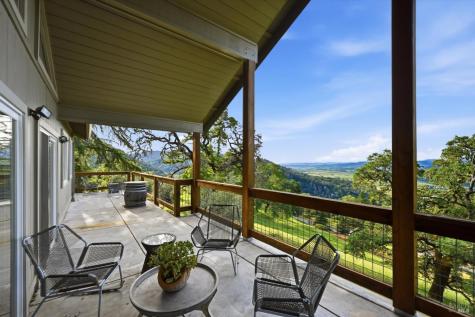 31000 Pine Mountain Road Cloverdale CA 95425