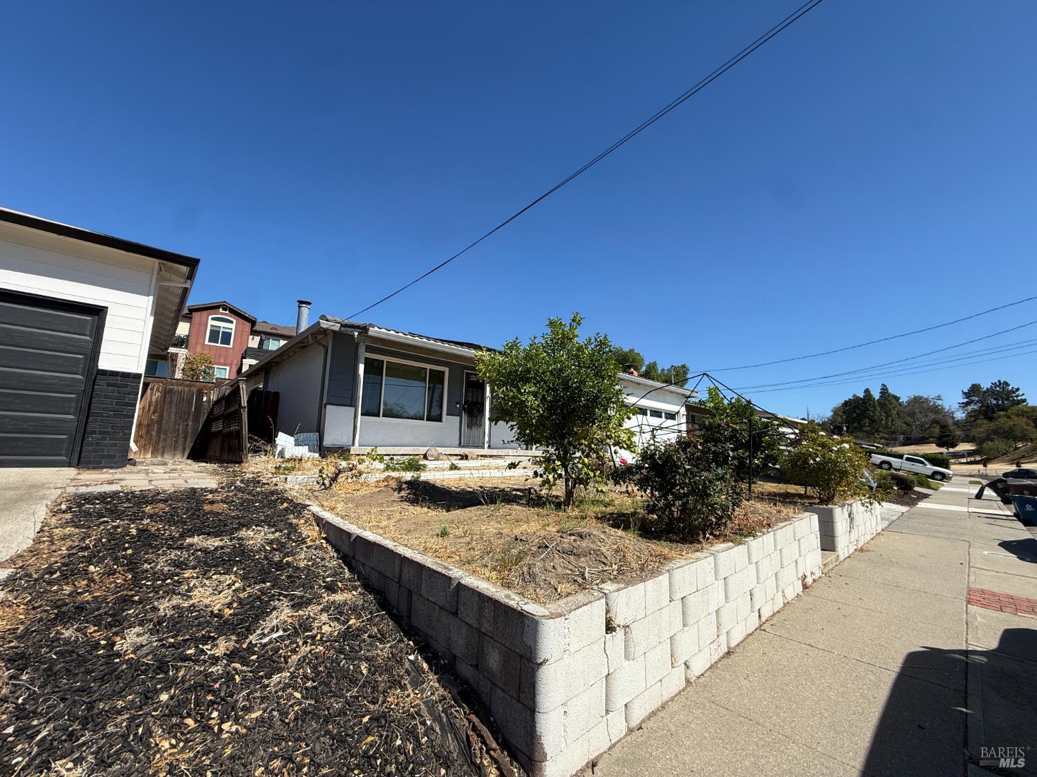 16 Hillside Road Antioch CA 94509