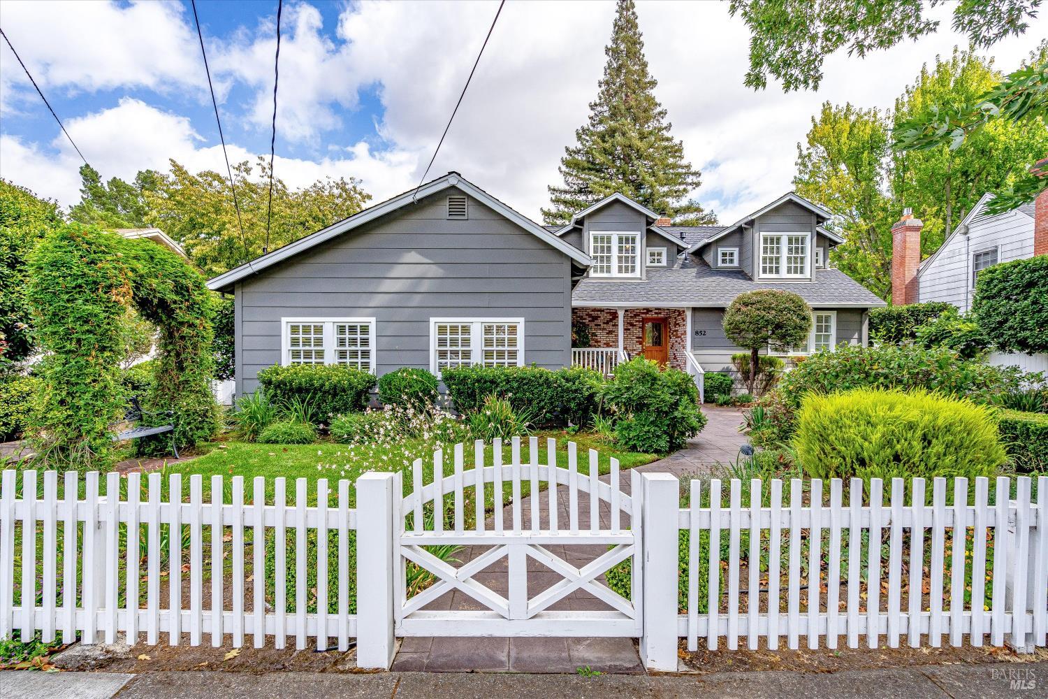 852 2nd Street E Sonoma CA 95476