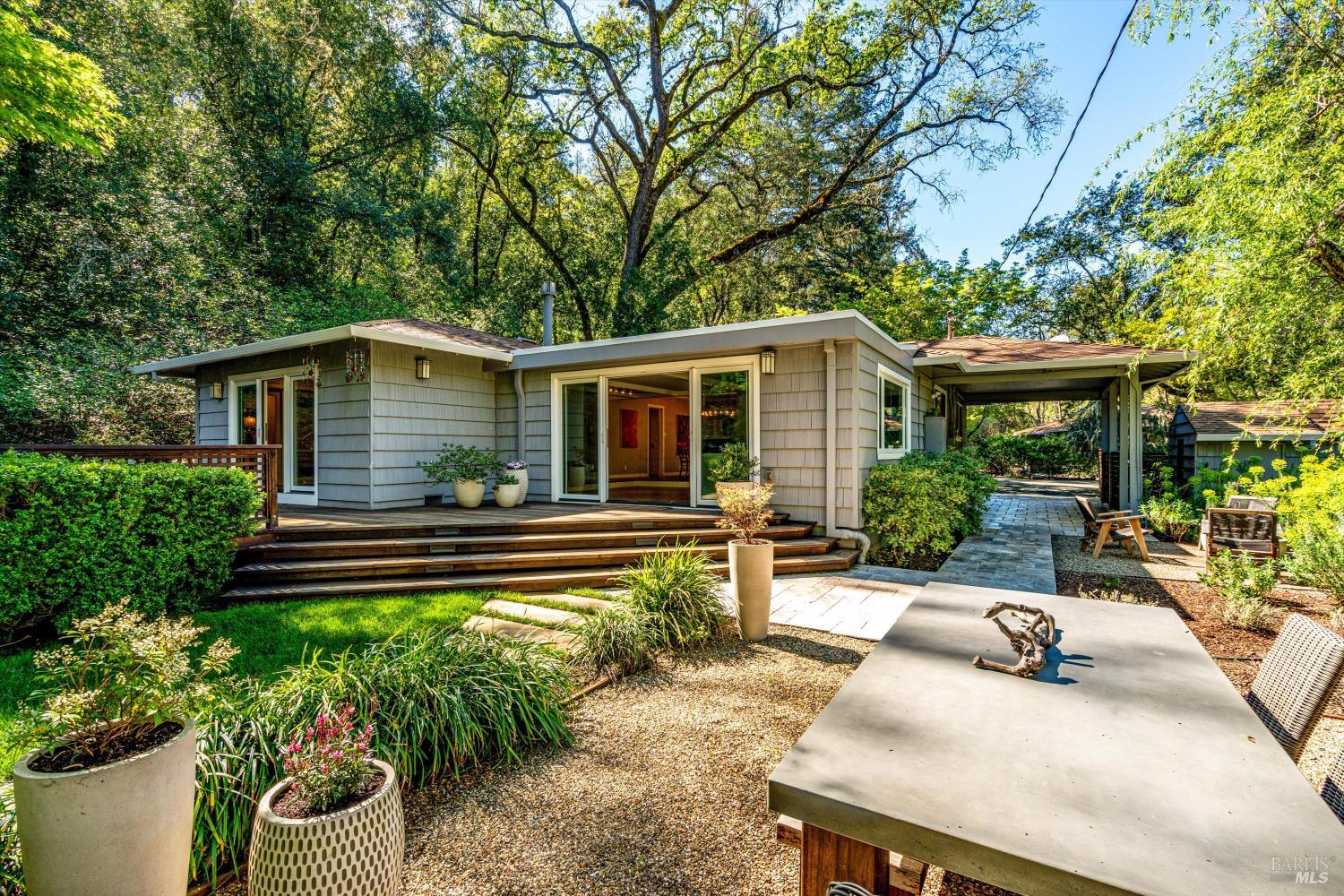 850 Conn Valley Road St. Helena CA 94574
