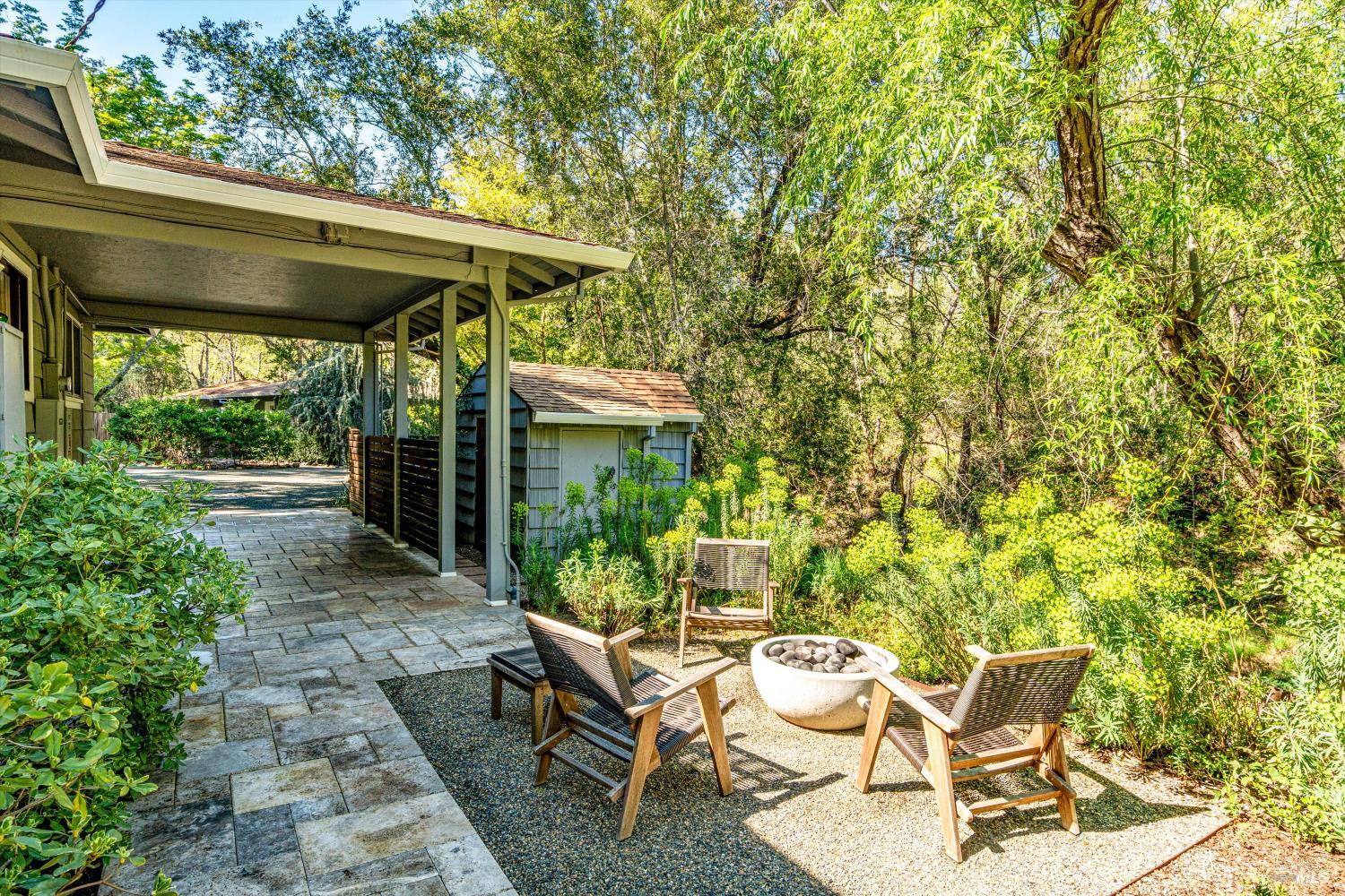 850 Conn Valley Road St. Helena CA 94574