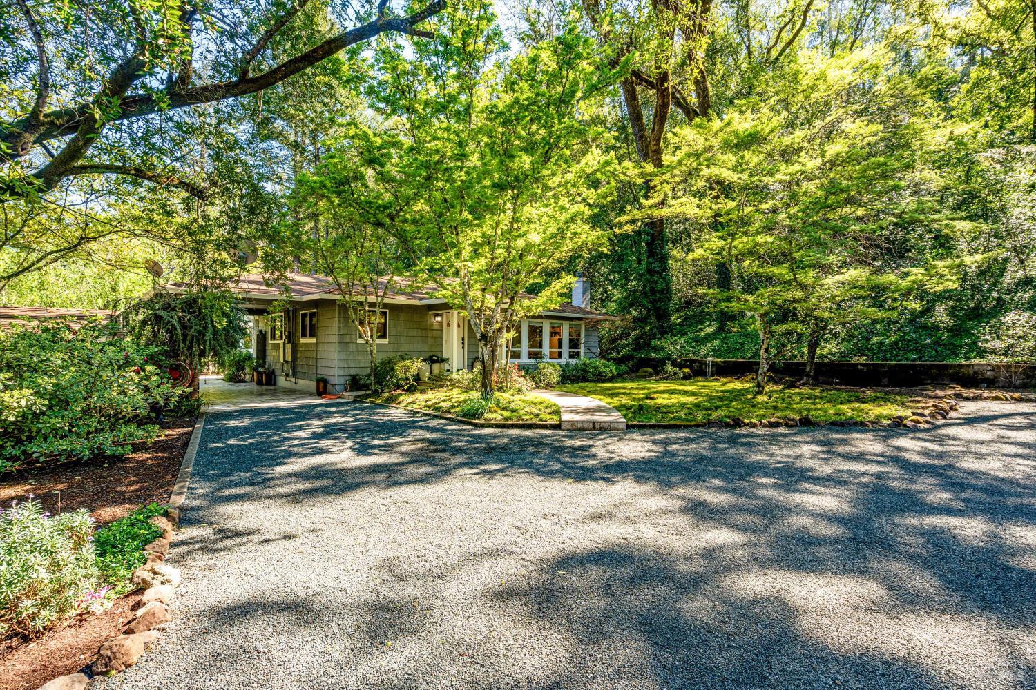 850 Conn Valley Road St. Helena CA 94574