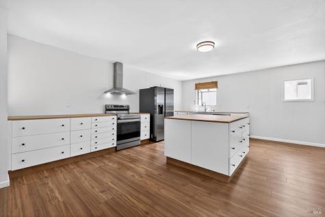 7517 Bernice Avenue Rohnert Park CA 94928