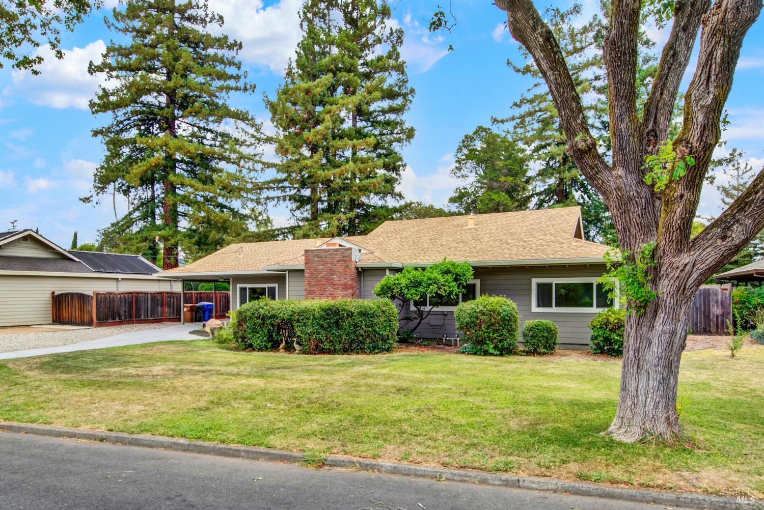 3086 Hermosa Drive Napa CA 94558