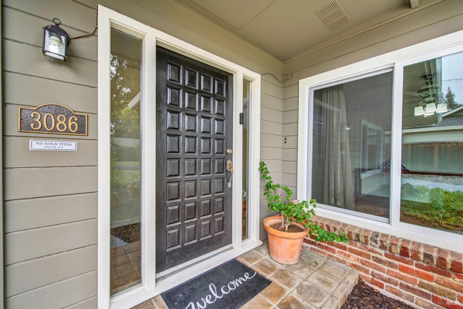 3086 Hermosa Drive Napa CA 94558