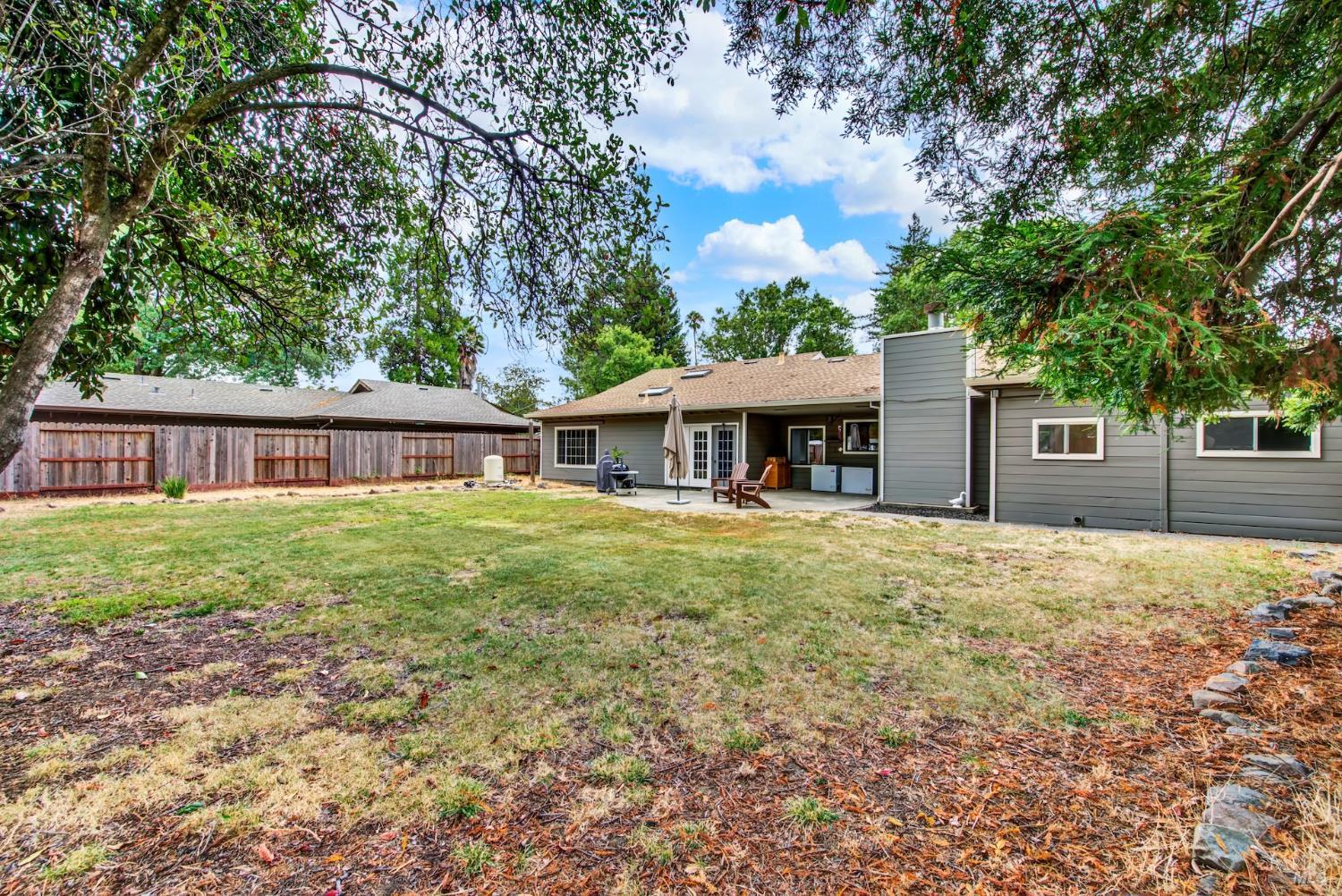 3086 Hermosa Drive Napa CA 94558